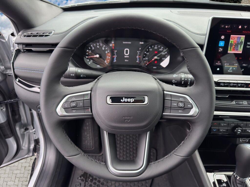 new 2025 Jeep Compass car, priced at $35,864