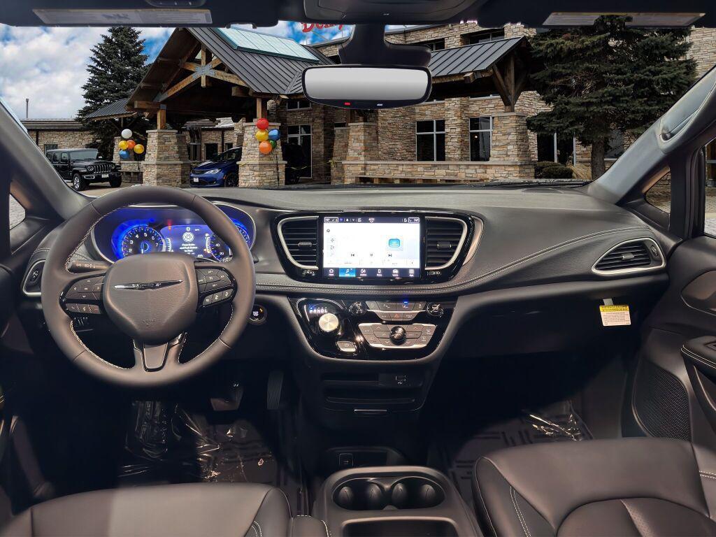 new 2026 Chrysler Pacifica car, priced at $44,615