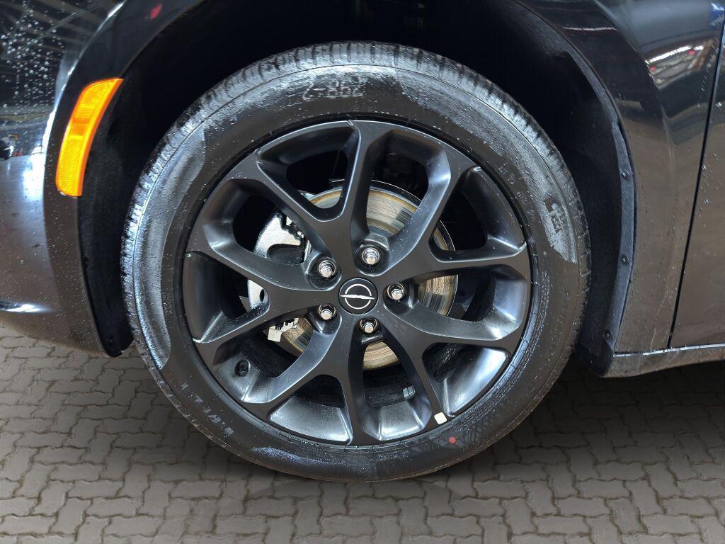 new 2026 Chrysler Pacifica car, priced at $44,615