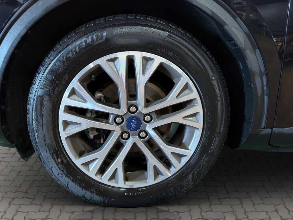 used 2022 Ford Escape car, priced at $19,403