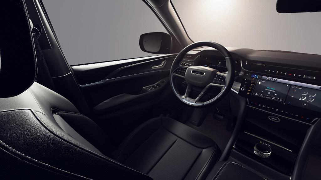 new 2026 Jeep Grand Cherokee car, priced at $48,511