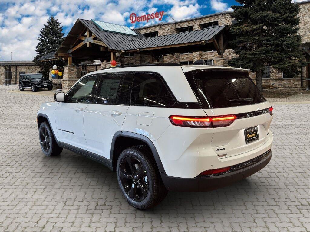new 2025 Jeep Grand Cherokee car, priced at $51,299