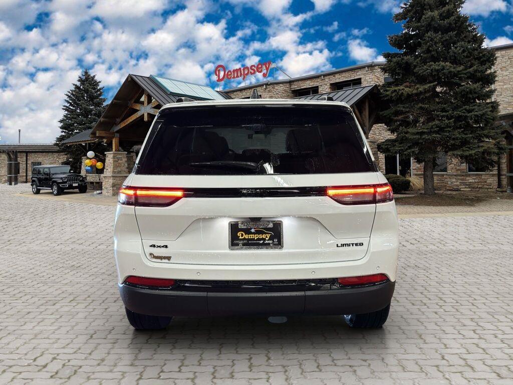 new 2025 Jeep Grand Cherokee car, priced at $51,299