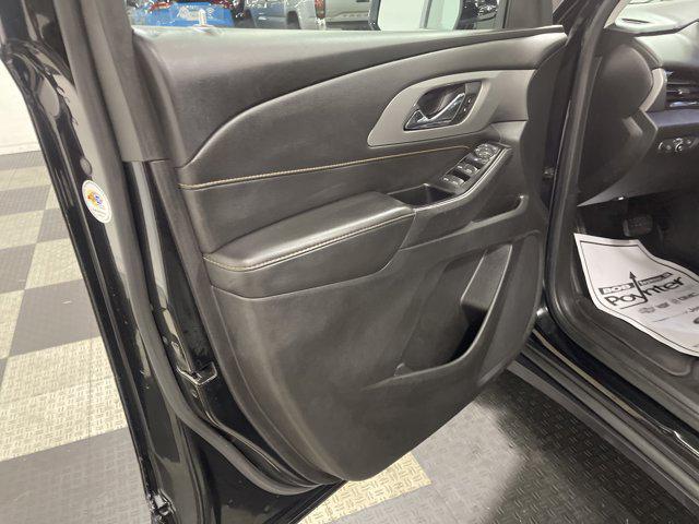 used 2020 Chevrolet Traverse car, priced at $18,990