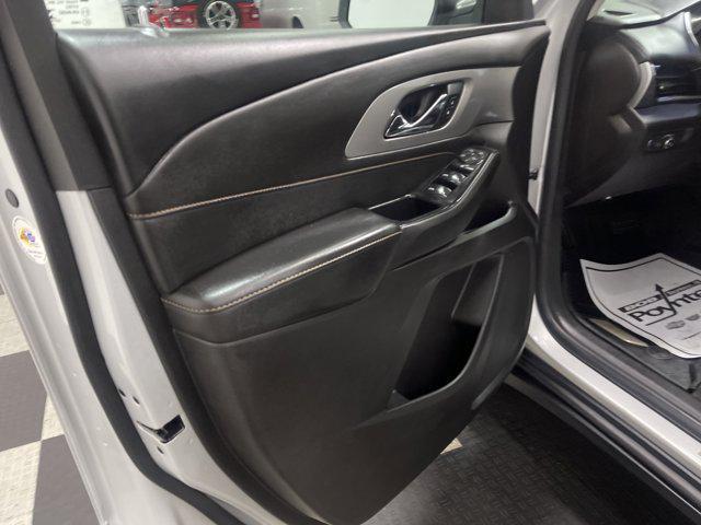 used 2021 Chevrolet Traverse car, priced at $20,444