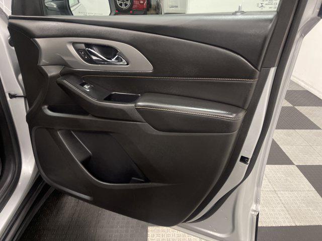 used 2021 Chevrolet Traverse car, priced at $20,444