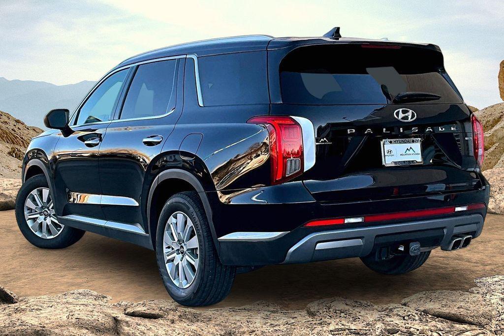 used 2025 Hyundai Palisade car, priced at $35,798