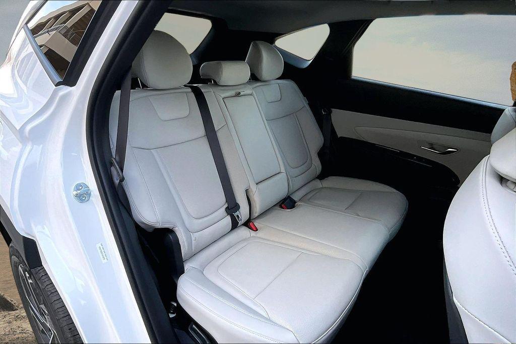 new 2026 Hyundai TUCSON Plug-In Hybrid car, priced at $50,295