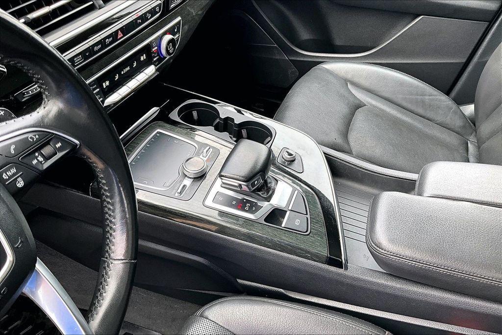 used 2017 Audi Q7 car, priced at $20,497