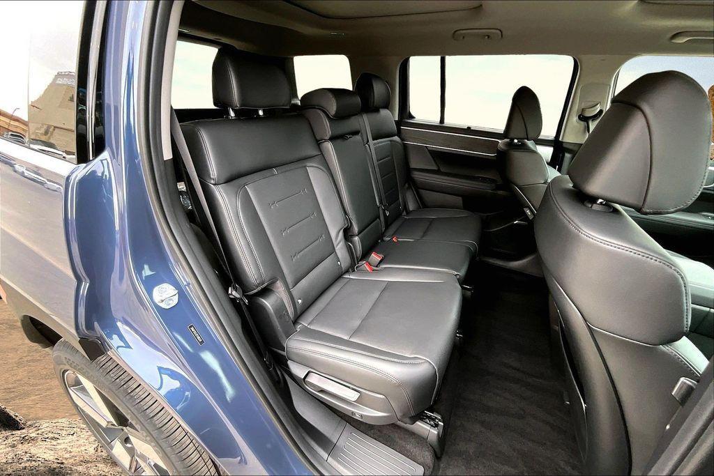 new 2026 Hyundai SANTA FE HEV car, priced at $43,725