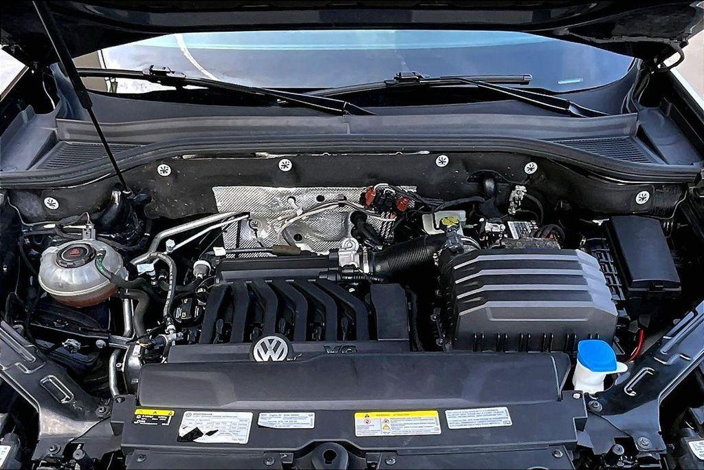 used 2021 Volkswagen Atlas Cross Sport car, priced at $21,888