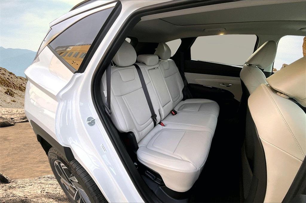 new 2026 Hyundai TUCSON Hybrid car, priced at $43,495