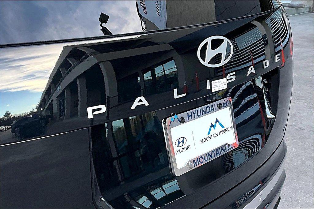 new 2026 Hyundai Palisade Hybrid car, priced at $55,855
