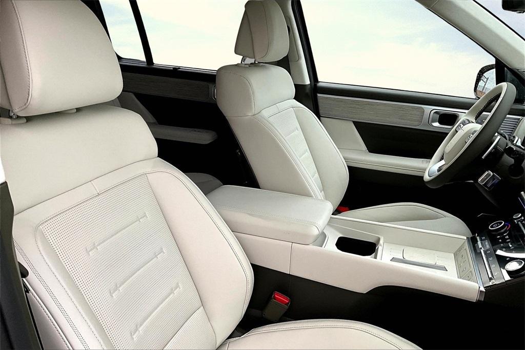 new 2025 Hyundai SANTA FE HEV car, priced at $42,982