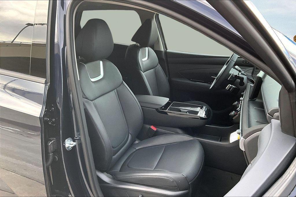 new 2026 Hyundai TUCSON Hybrid car, priced at $39,145