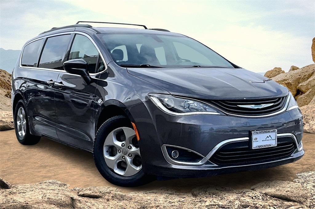 used 2017 Chrysler Pacifica Hybrid car, priced at $13,397