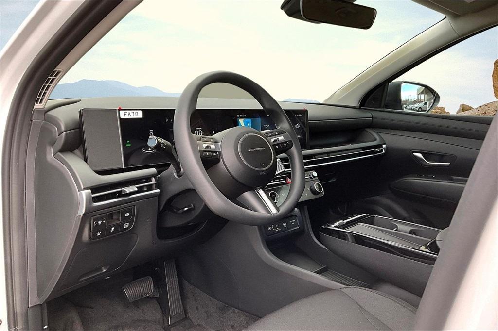 new 2026 Hyundai TUCSON Hybrid car, priced at $35,600