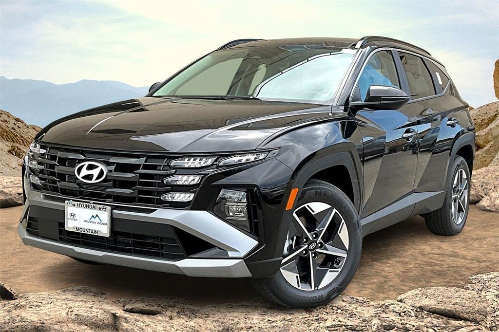 new 2025 Hyundai TUCSON Hybrid car, priced at $32,990