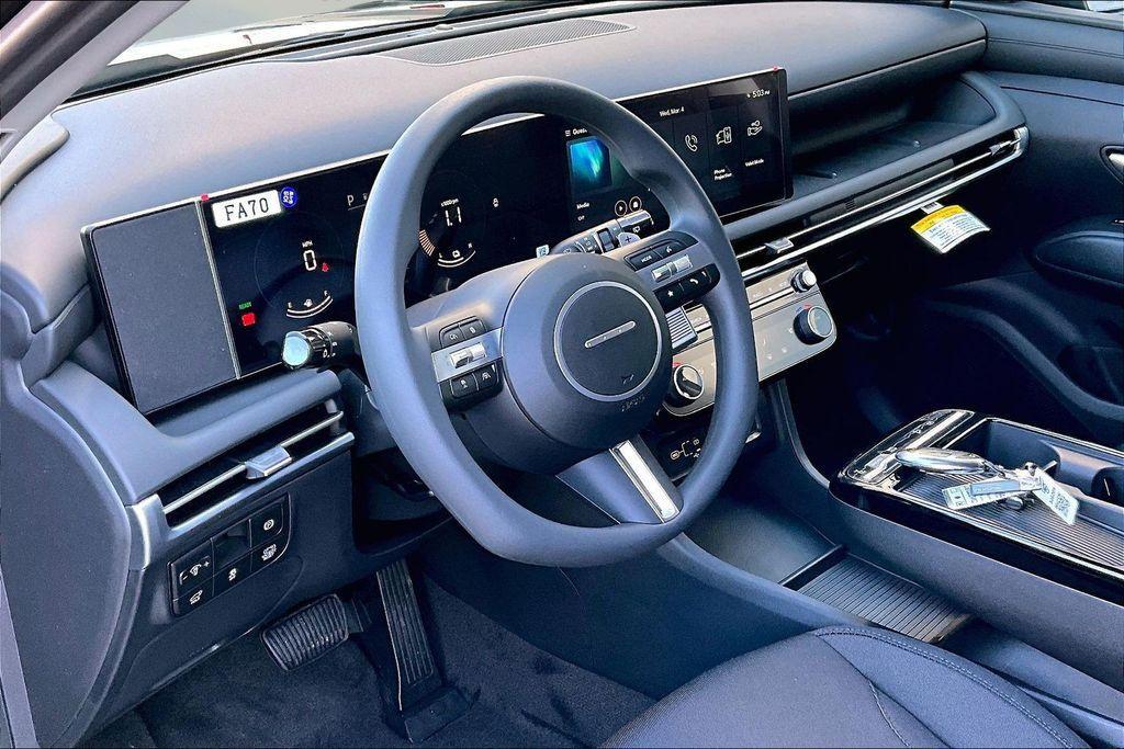 new 2026 Hyundai TUCSON Hybrid car, priced at $31,555