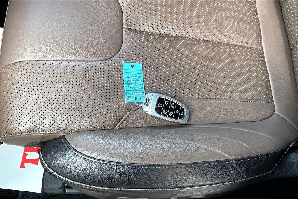 used 2023 Hyundai Santa Fe Plug-In Hybrid car, priced at $27,338