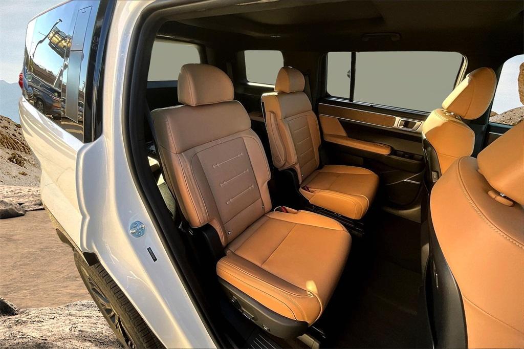 new 2026 Hyundai SANTA FE HEV car, priced at $47,790