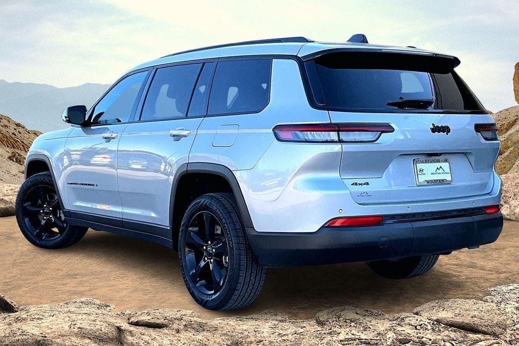 used 2023 Jeep Grand Cherokee L car, priced at $28,787