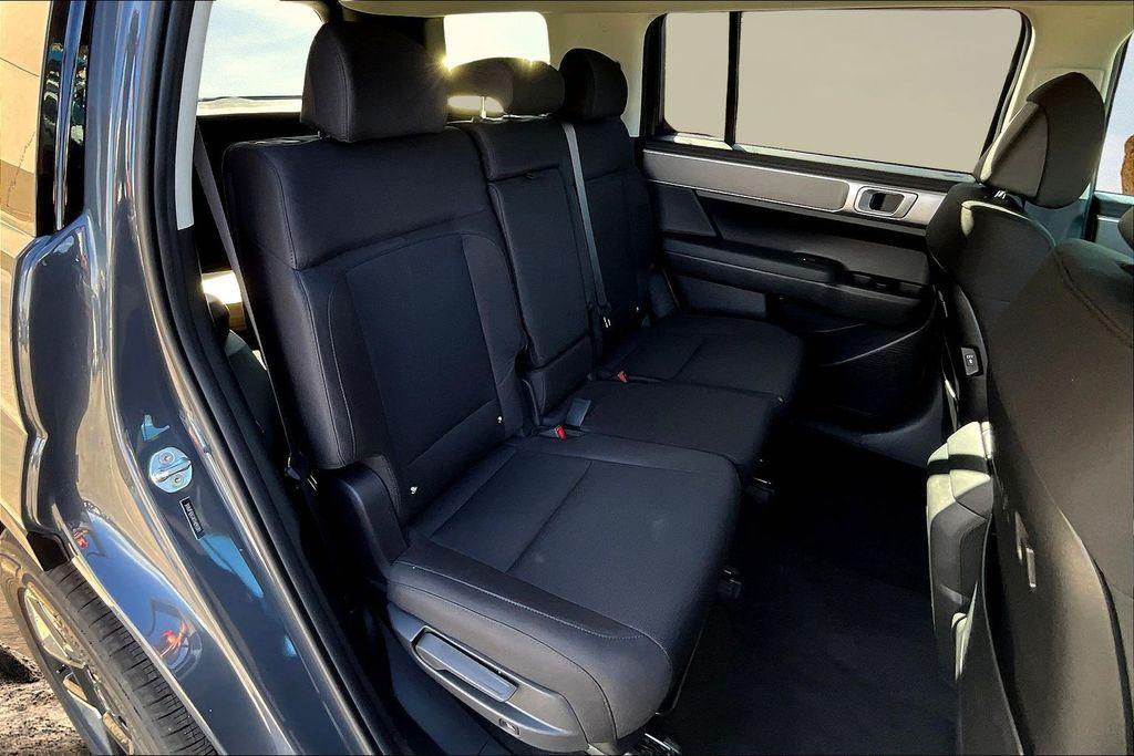 new 2026 Hyundai SANTA FE HEV car, priced at $35,100