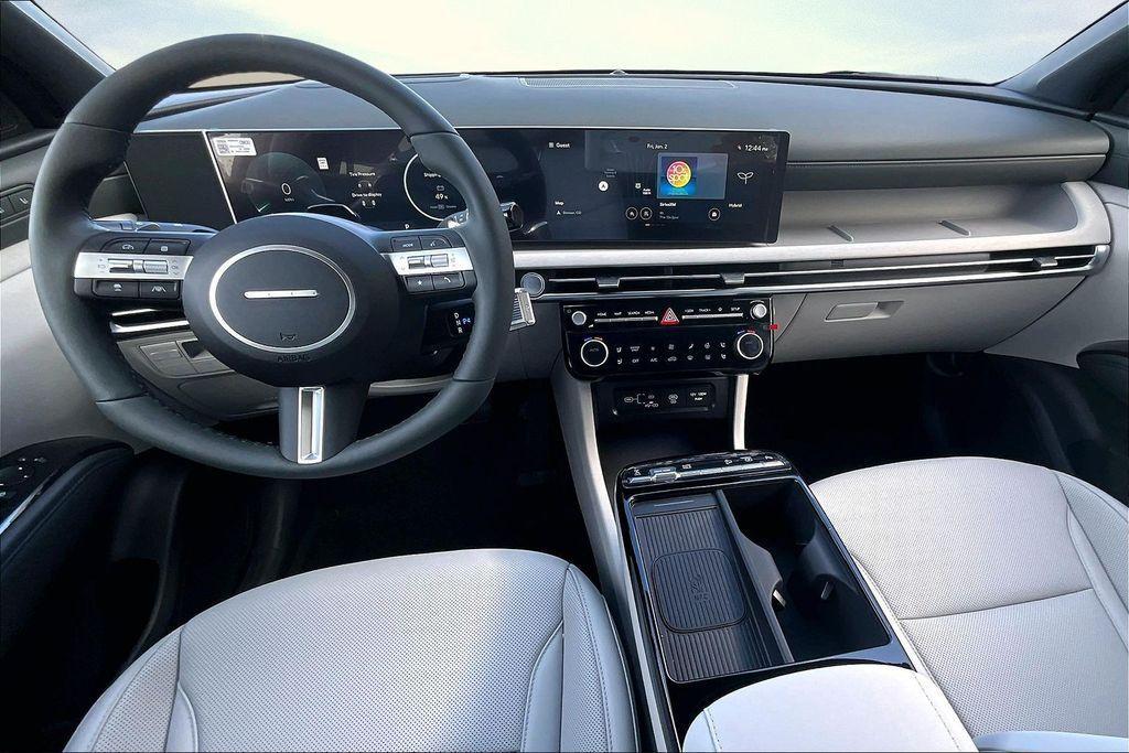 new 2026 Hyundai TUCSON Hybrid car, priced at $39,525