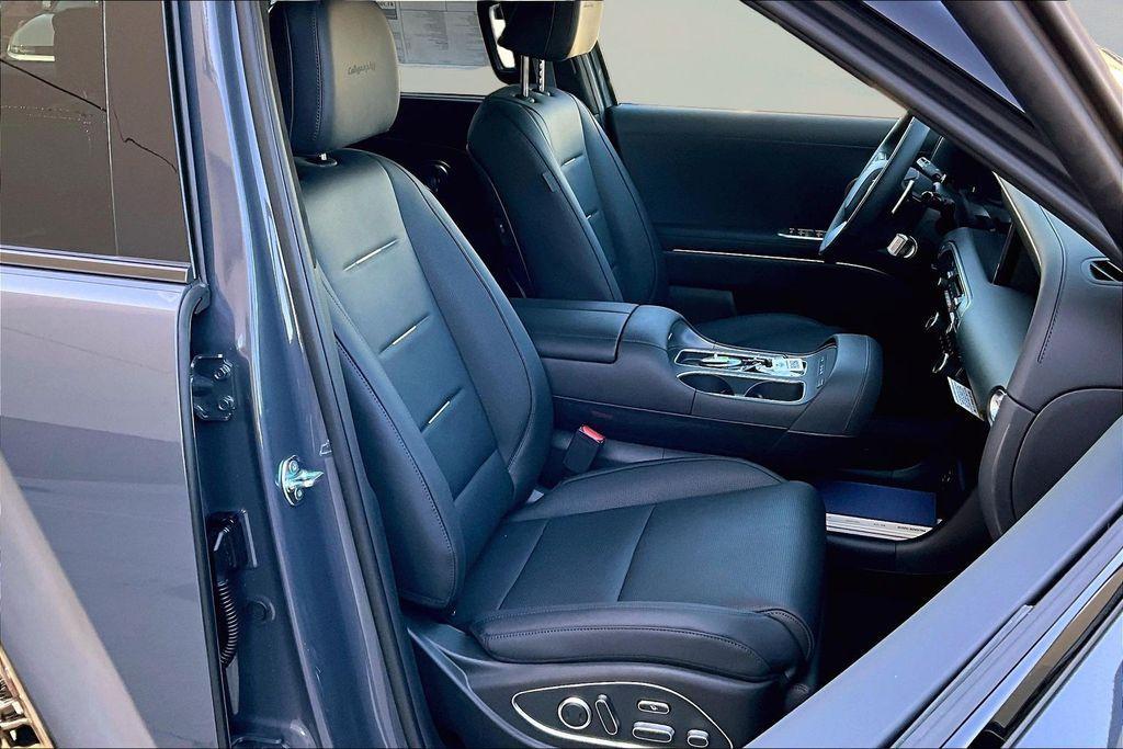 new 2026 Hyundai Palisade Hybrid car, priced at $60,645