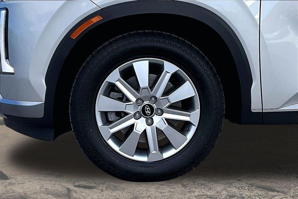 used 2024 Hyundai Palisade car, priced at $32,278