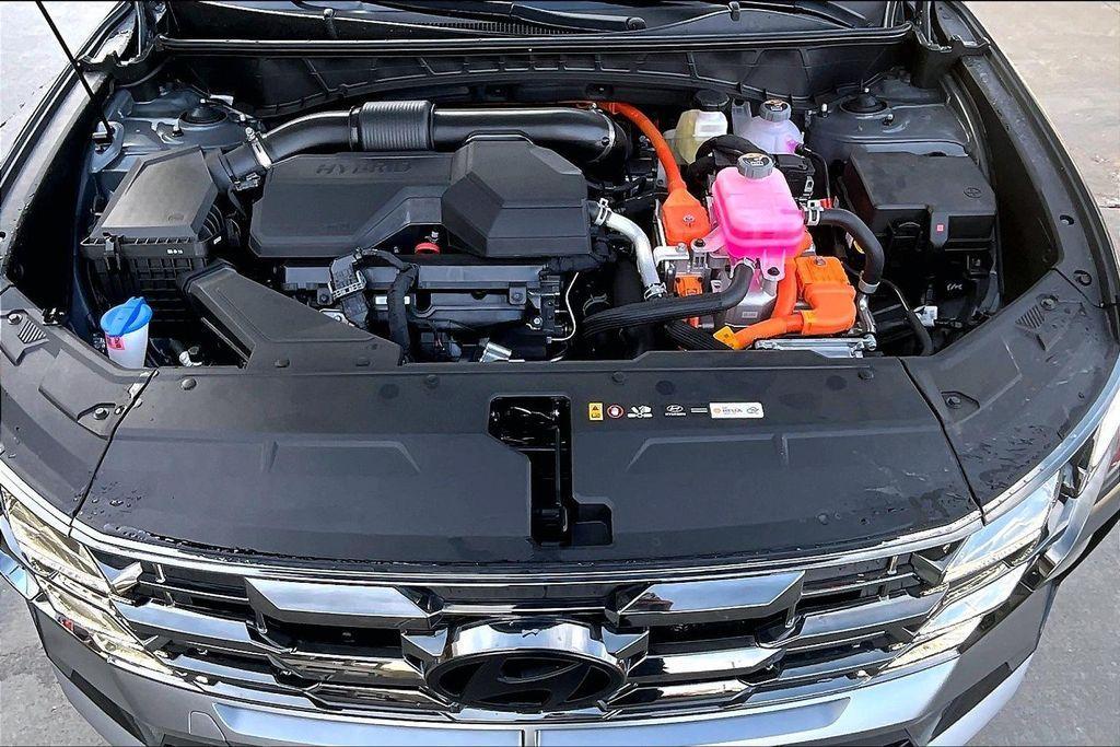 new 2026 Hyundai TUCSON Hybrid car, priced at $39,180