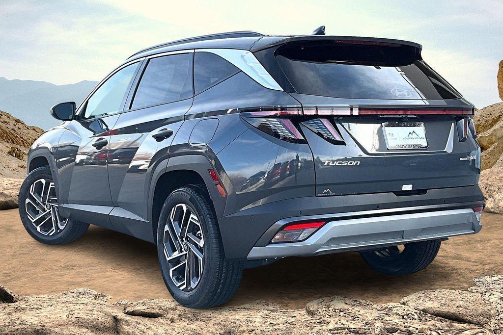new 2026 Hyundai TUCSON Hybrid car, priced at $39,180