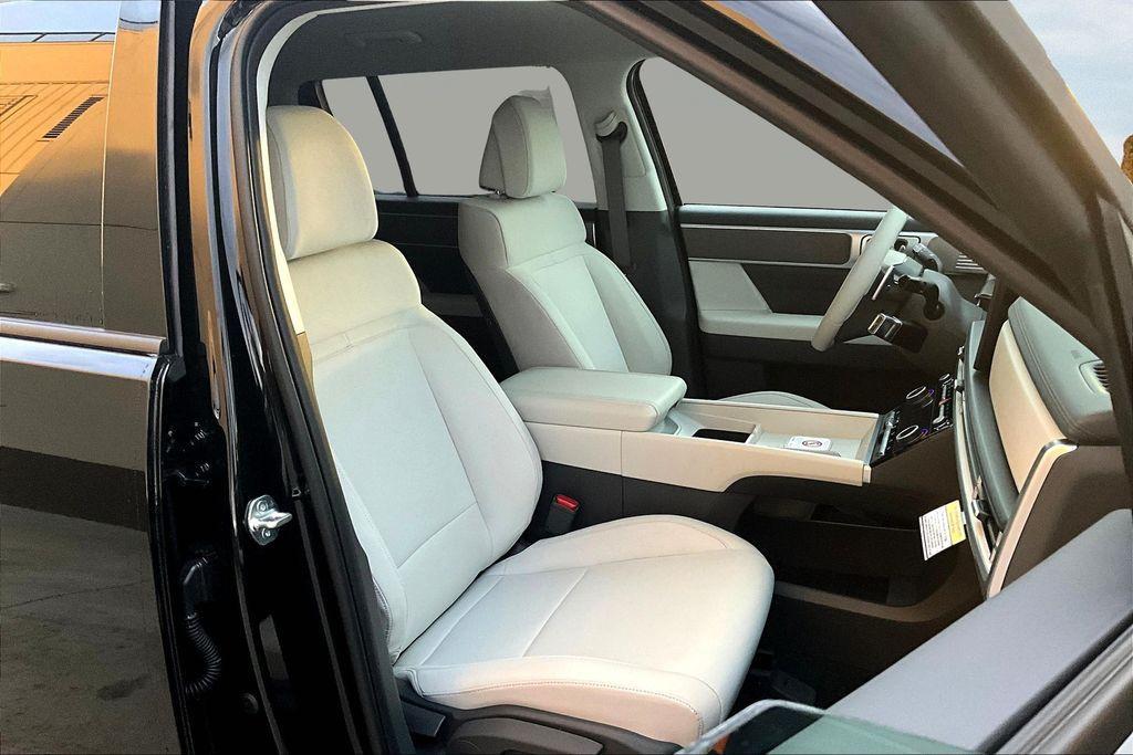 new 2026 Hyundai SANTA FE HEV car, priced at $35,240