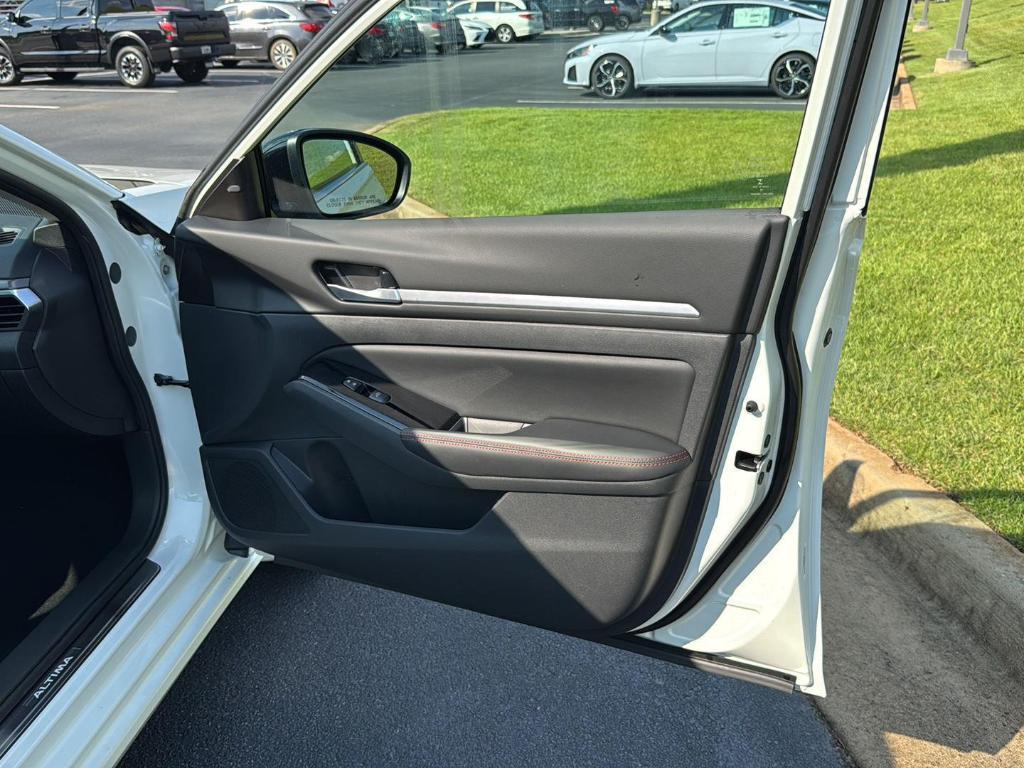 new 2025 Nissan Altima car, priced at $28,450