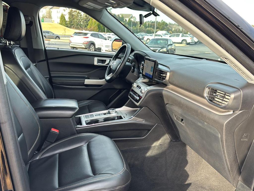 used 2022 Ford Explorer car, priced at $24,000