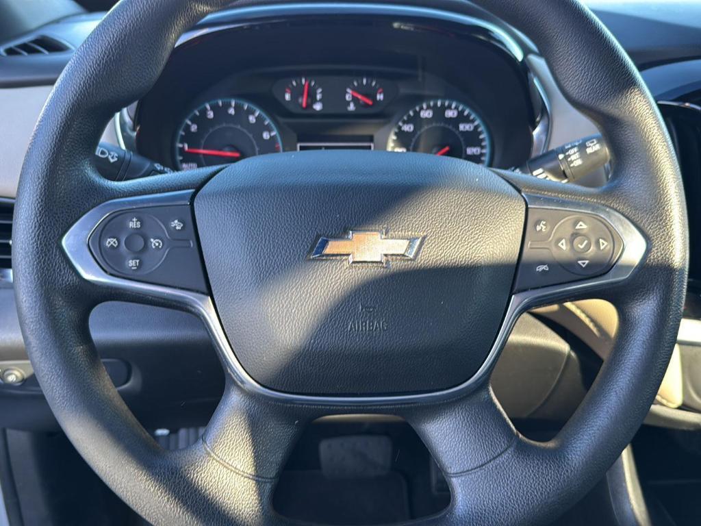 used 2022 Chevrolet Traverse car, priced at $18,000