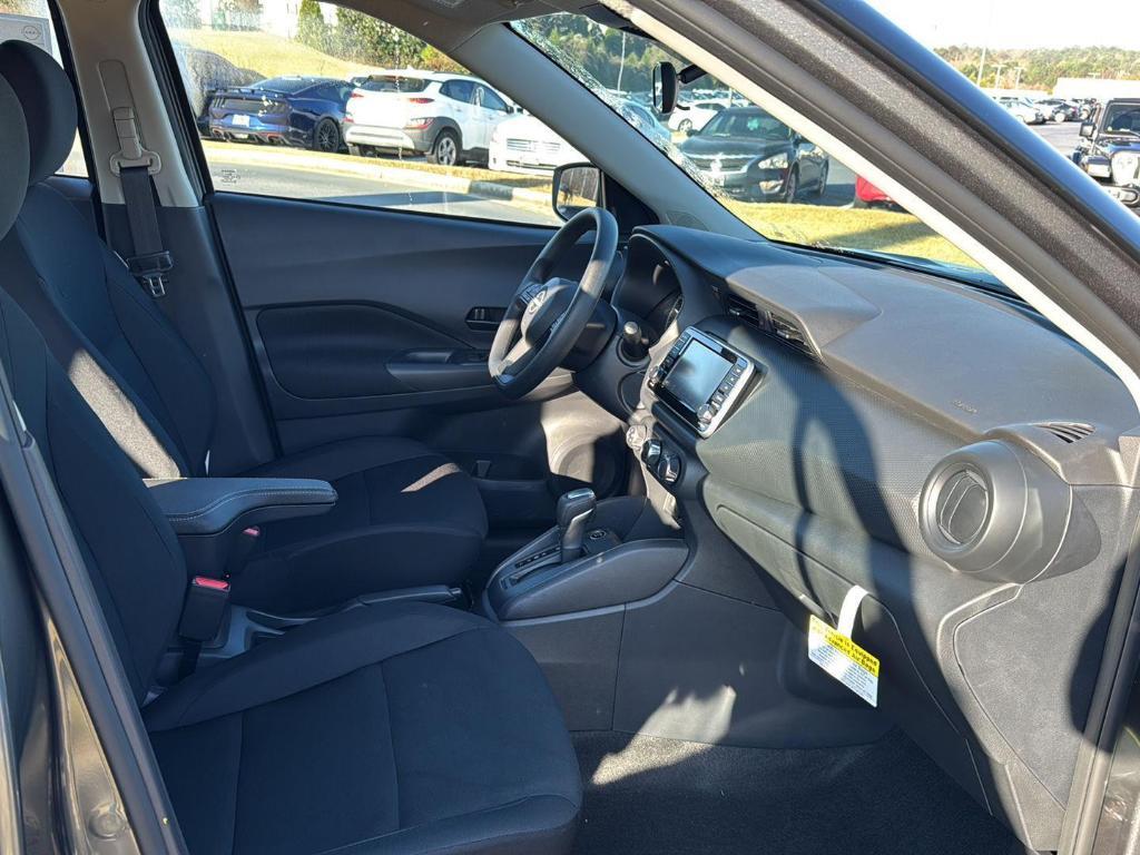 new 2025 Nissan Kicks Play car, priced at $22,025