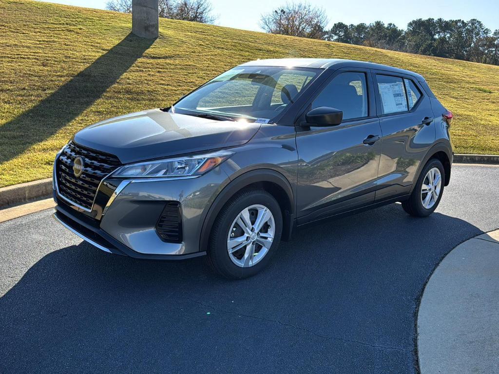 new 2025 Nissan Kicks Play car, priced at $21,926