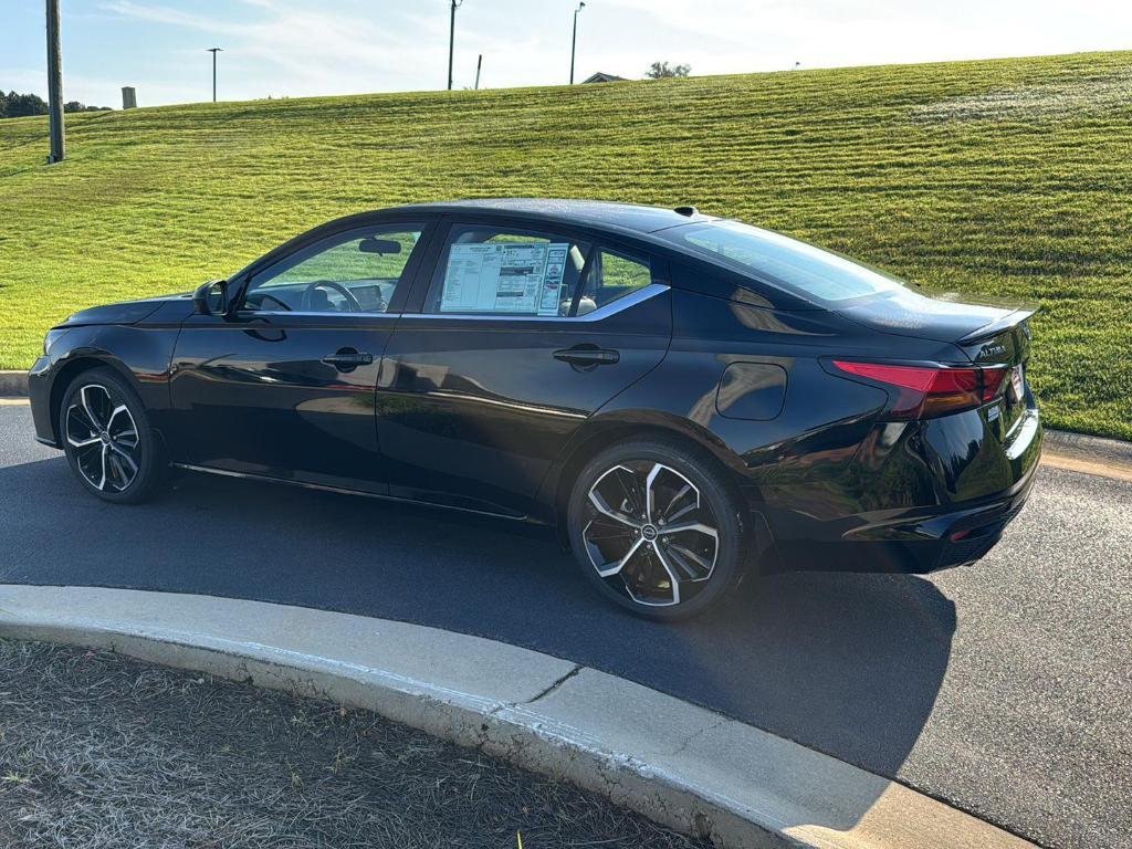 new 2025 Nissan Altima car, priced at $28,231