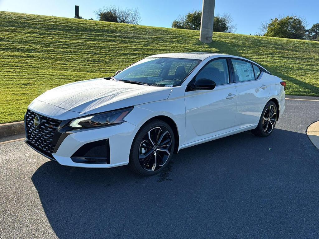 new 2025 Nissan Altima car, priced at $30,845