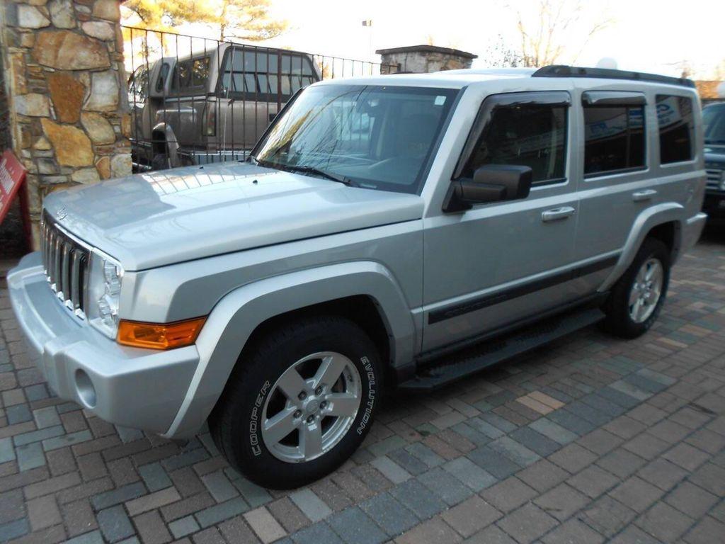 used 2007 Jeep Commander car, priced at $8,995