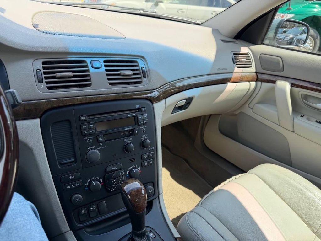 used 2006 Volvo S80 car, priced at $7,800