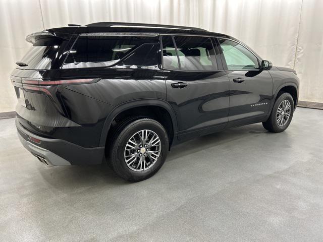 used 2024 Chevrolet Traverse car, priced at $32,925