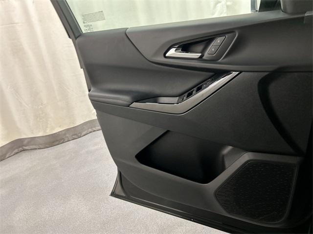 new 2026 Chevrolet Equinox car, priced at $29,040