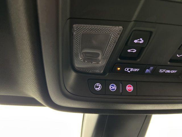 new 2026 Cadillac XT5 car, priced at $58,395