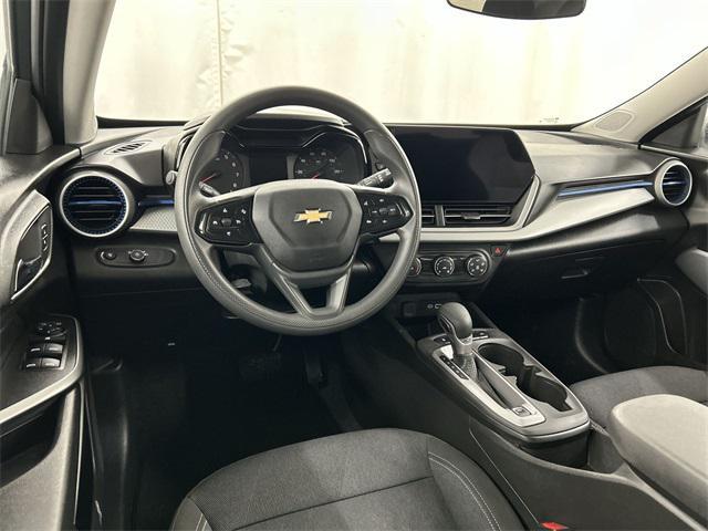 used 2025 Chevrolet Trax car, priced at $19,985