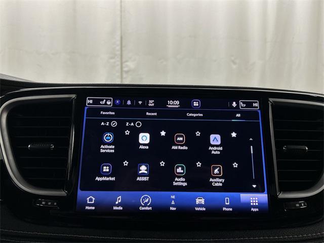 used 2022 Chrysler Pacifica car, priced at $25,909