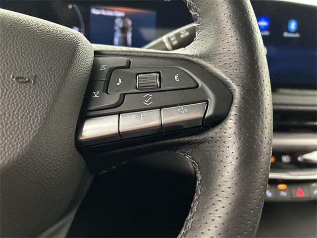 used 2025 Cadillac XT4 car, priced at $42,874