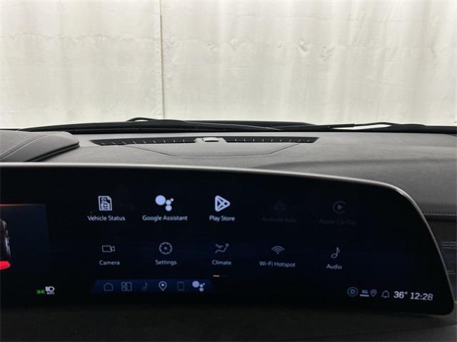 used 2025 Cadillac XT4 car, priced at $42,874