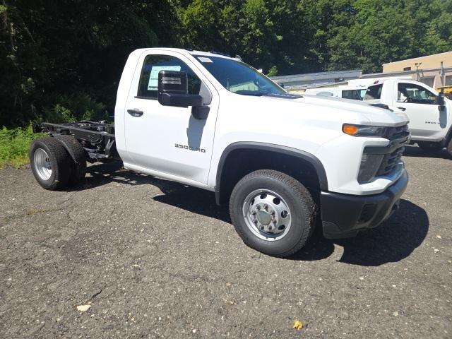 new 2025 Chevrolet Silverado 3500 car, priced at $46,288
